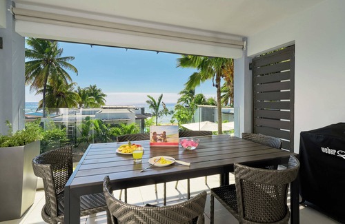 Pointe aux Biches Apartment | PLAGE BLEUE BEACHFRONT APARTMENTS BY LOV