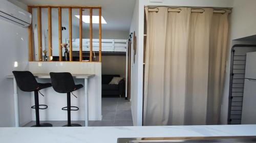 Mireval Apartment | Plain-pied lumineux & terrasse
