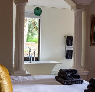 Simondium House | Plaisir Estate Accommodation