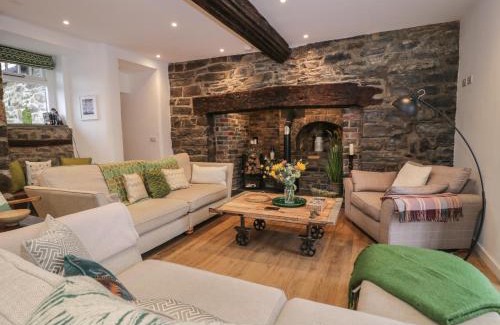 Abergele House | Plas Glan Yr Afon