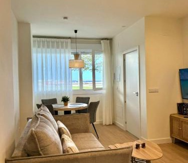 Distrito Oeste Apartment | Playa A - Primera línea de playa