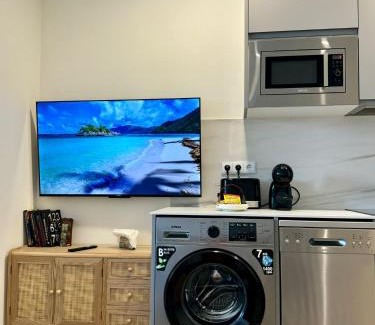 Distrito Oeste Apartment | Playa A - Primera línea de playa