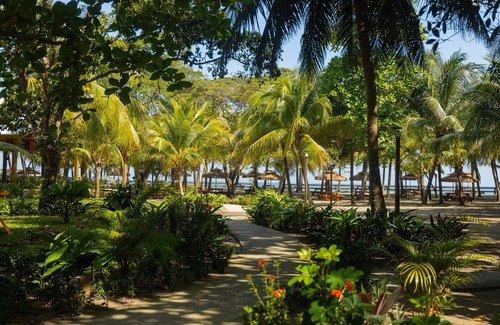 El Triunfo de La Cruz Apartment | Playa Escondida Beach Club