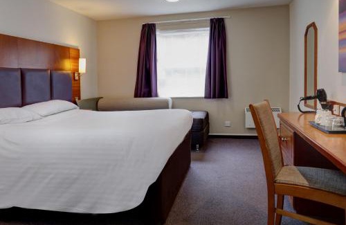 Chorley Hotel | Plaza Chorley; Sure Hotel Collection by Best Western