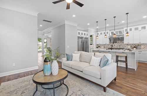 Plaza Midwood House | Plaza Midwood Spacious 5-bedroom house minutes from downtown Charlotte.