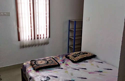 West Saidapet Bed & Breakfast | Pleasant Stay accomodation
