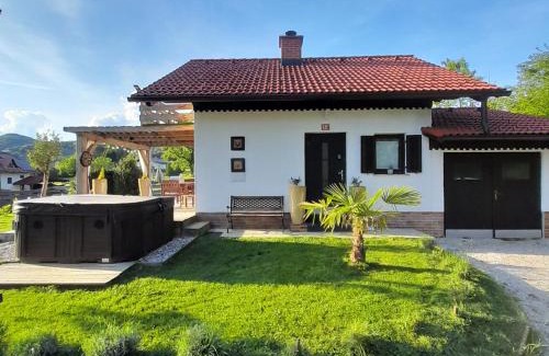 Spodnja Polskava House | Počitniška hiška pri Lipi