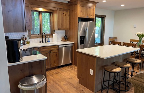 Rowland House | Pocono Mountain Waterfront Escape in Masthope