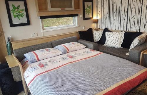 Llwyngwril House | POD1 Family Glamping with seaview & Wi-Fi
