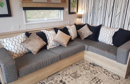 Llwyngwril House | POD1 Family Glamping with seaview & Wi-Fi