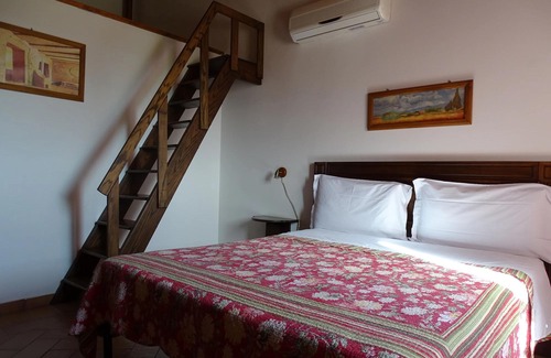 Marina di San Nicola Hotel | Podere 1248
