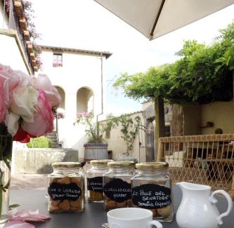 Viterbo House | Podere Dell'Arco Country Charme