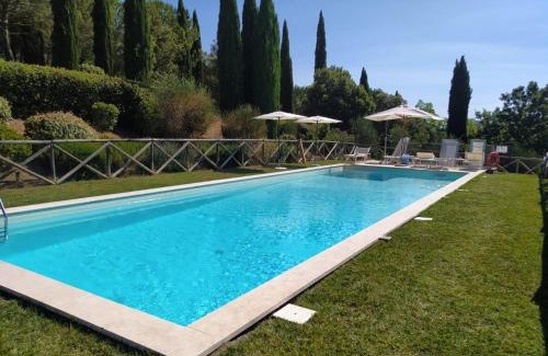 Casole d'Elsa Villa | Podere I Casini by VacaVilla