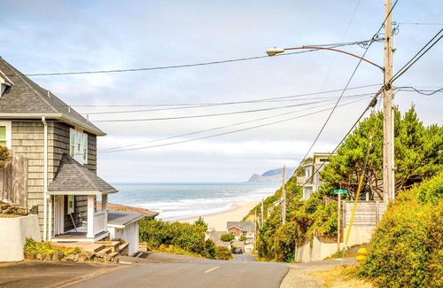 Nelscott House | Point of View