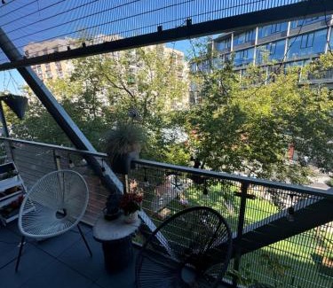 Nowa Praga Apartment | Pokój Plac Konesera