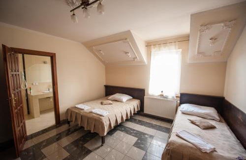 Pobiedziska Hotel | Pokoje Gościnne Gum-Bar
