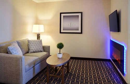 County of Vermilion River Hotel | Pomeroy Inn And Suites Vermilion
