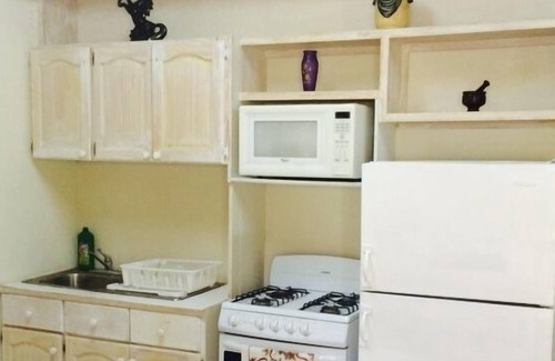 Westmoreland Apartment | Pondbottom Apartment Hotel