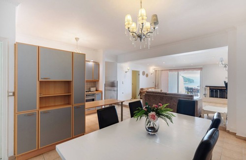 Perama Hotel | Pontikonisi Hotel