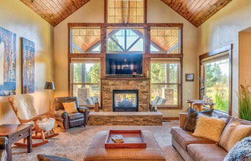 Three Rivers House | Pony Express 5