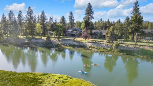 Three Rivers House | Pony Express 7