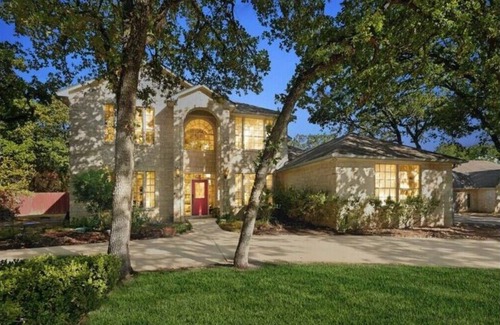 Manchaca House | Pool, 1 Acre, Cave, 5 Bedroom Oasis in S. Austin