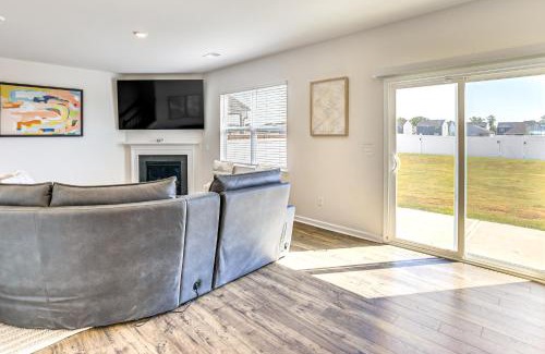 Fountain Inn House | Pool Access, 2 Mi to Main St Fountain Inn Home!