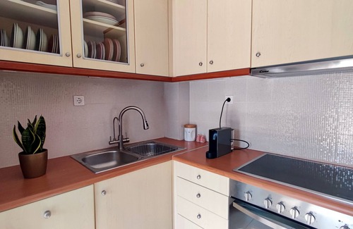 Asprouliani House | Pool and Sea View Maisonette