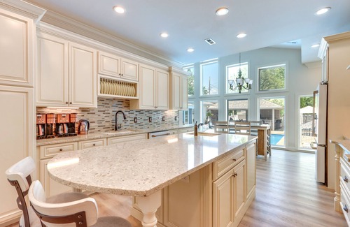 Camdenton House | Pool, Hot Tub & Pickleball Court: Lake Ozarks Home