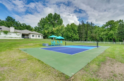 Camdenton House | Pool, Hot Tub & Pickleball Court: Lake Ozarks Home