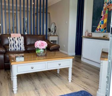 Kneesall House | Poppy Annex
