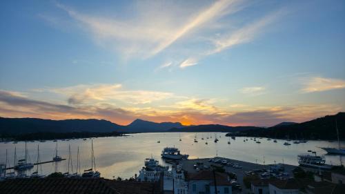 Poros Apartment | Poros sunset house