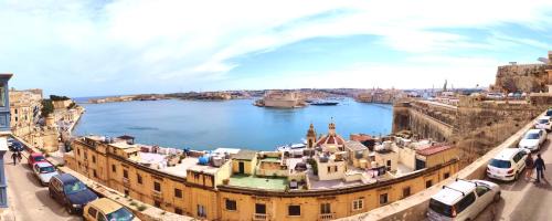 Valletta House | Port 531 Savynomad Harbour Residences Valletta wow Views