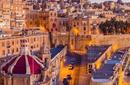 Valletta House | Port 531 Savynomad Harbour Residences Valletta wow Views