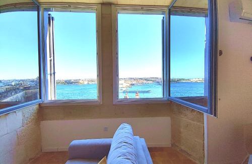 Valletta House | Port 531 Savynomad Harbour Residences Valletta wow Views