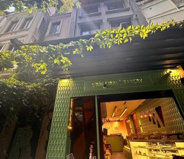 Karakoy Apartment | Port Galata Suites