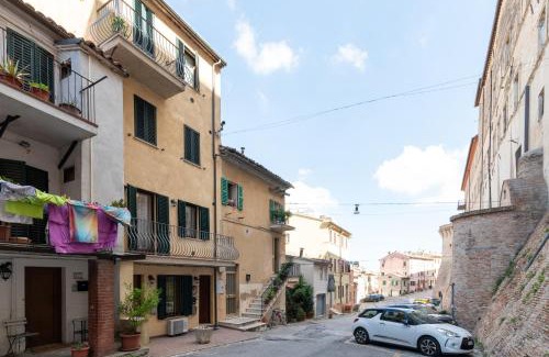Jesi Apartment | Porta Garibaldi Vicolo S Floriano