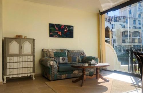 Century City Apartment | Portifino On Lake