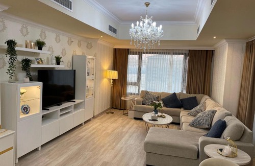 Doha Apartment | Porto Arābia, The pearl Qatar