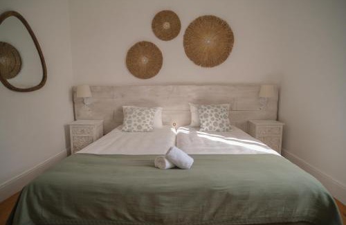 Antas Bed & Breakfast | Porto Surf Lodge