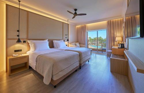 Olhos D'Agua Hotel | PortoBay Blue Ocean