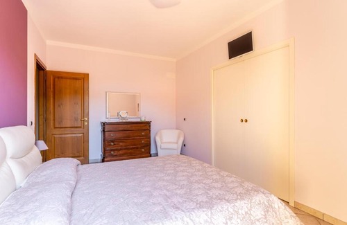 Uzzano Apartment | Porzione di Villa in Toscana