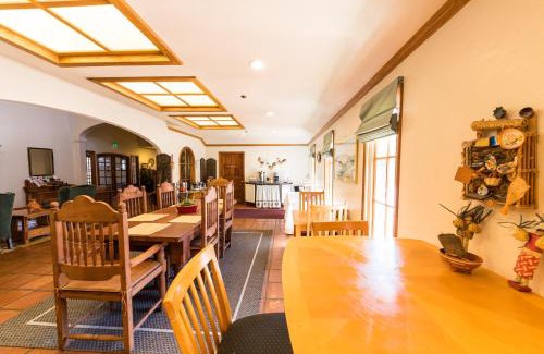 San Juan Bautista Hotel | Posada de San Juan