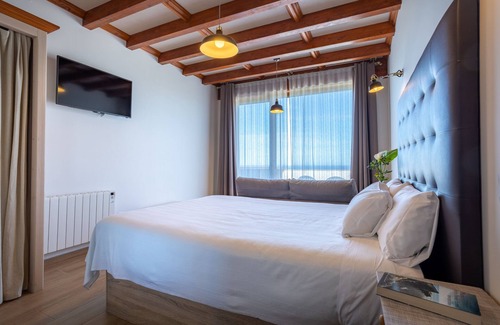 Tagle Hotel | Posada Punta Ballota
