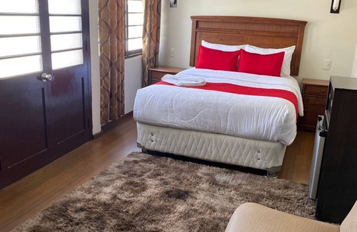 Vallecito Hotel | Posada Toulouse Arequipa