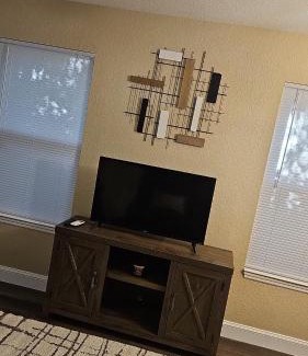 Gainesville Apartment | POSH PAD IN Gainesville
