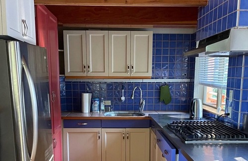 Bowen Island Cabin | Post and beam 2 bedroom cabin with ocean view near Tunstall Bay beach