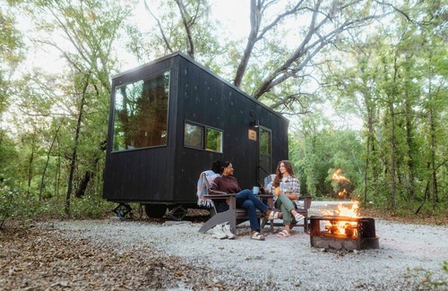 Seneca Cabin | Postcard Cabins Lake Hartwell