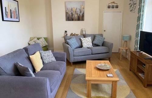 Lynmouth Apartment | Postman's Knock, Lynmouth, first floor apartment with private parking
