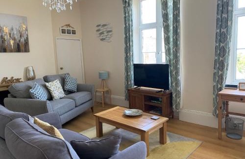 Lynmouth Apartment | Postman's Knock, Lynmouth, first floor apartment with private parking